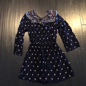 Over the shoulder dress